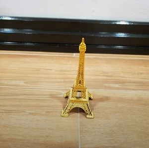 Eiffel Tower 🗼